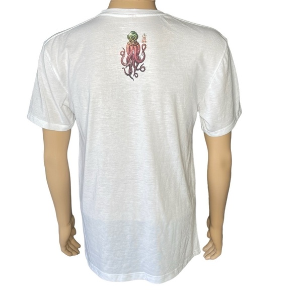 La Paz California Sur Graphic White T-Shirt, octopus- Size Large - Picture 8 of 12